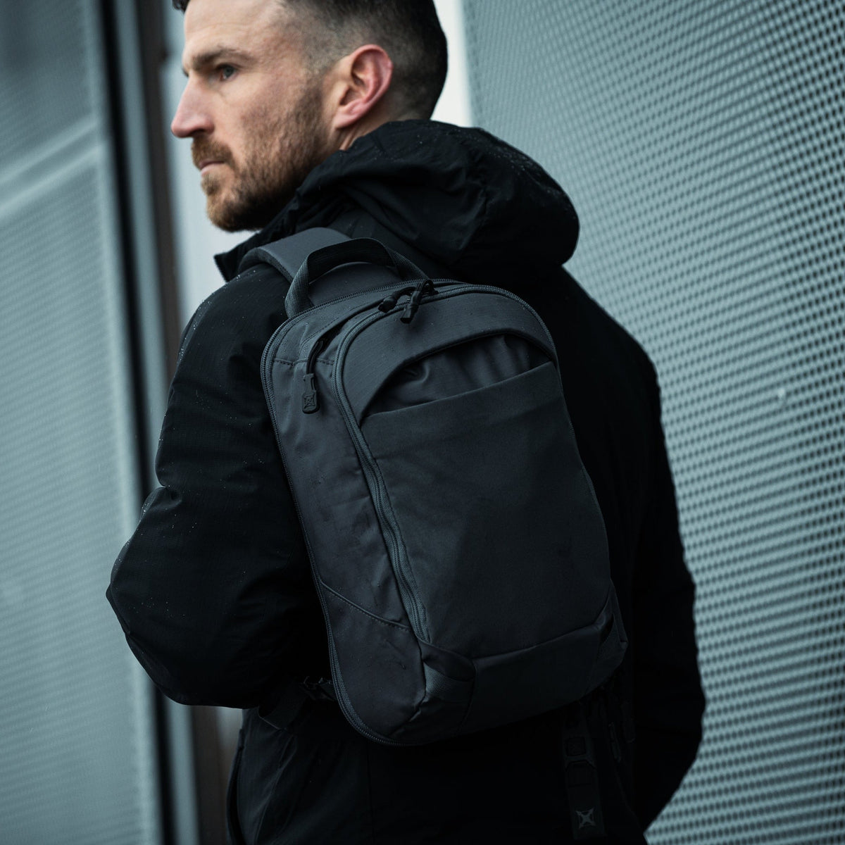 Vertx Urban Ghost 10L Sling Bag