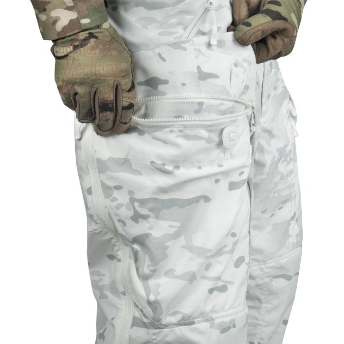 Expandable cargo pocket, thermo bonded Velcro flap, zipper opening