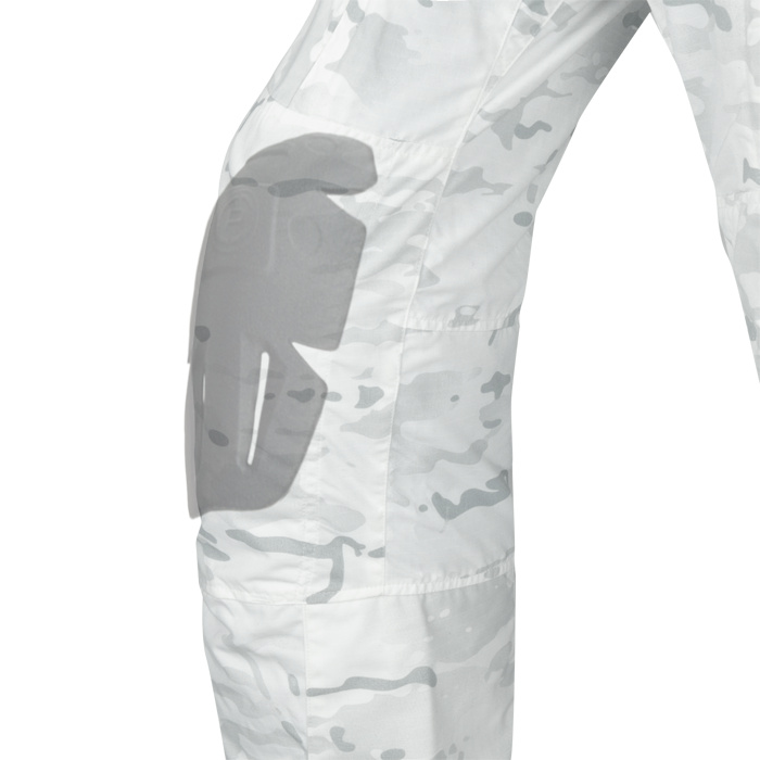 Interior kneepad pocket
