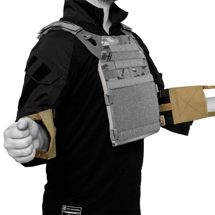 Cummerbund e-doff grab handles