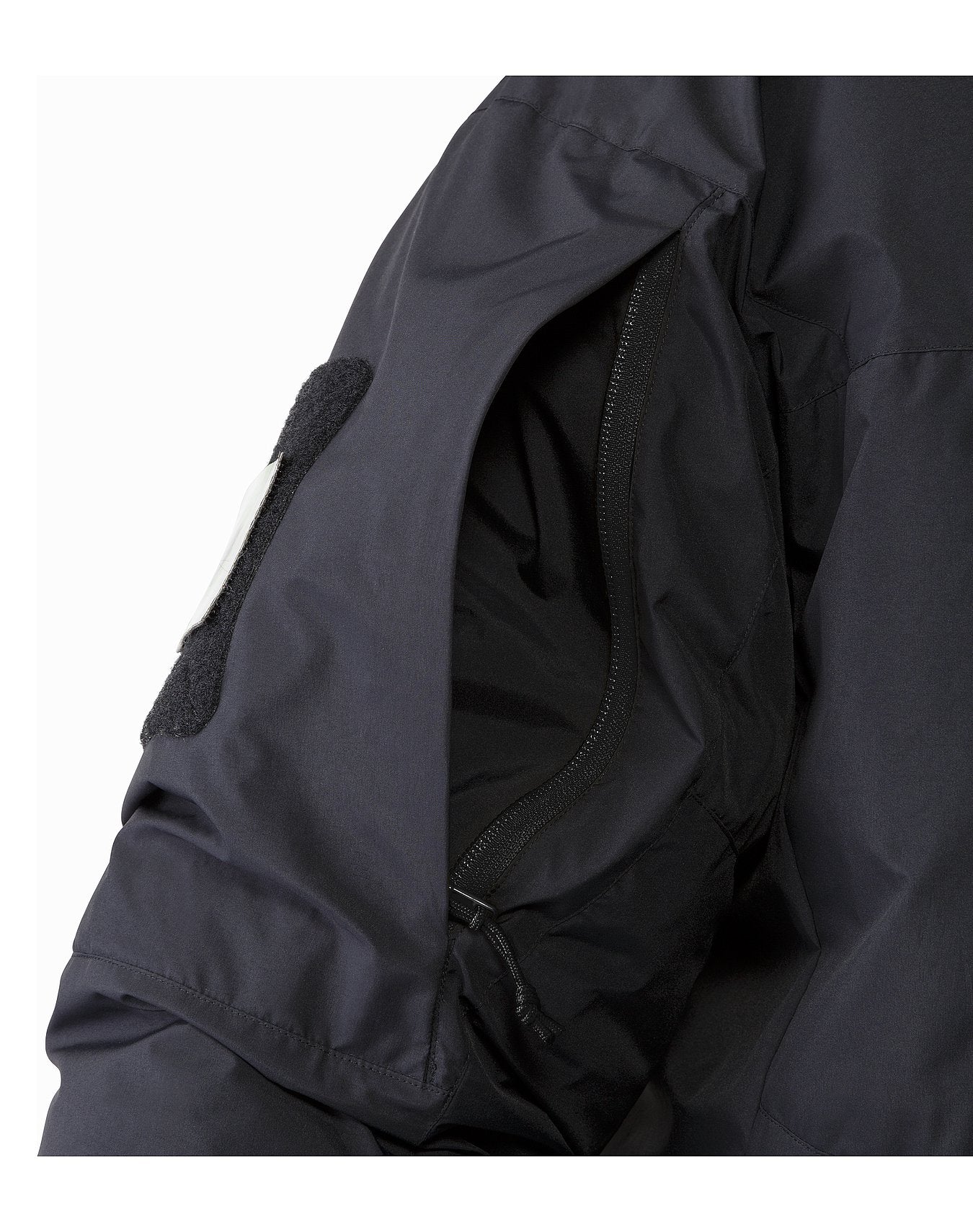 Cold WX Jacket SV Black Sleeve Pocket