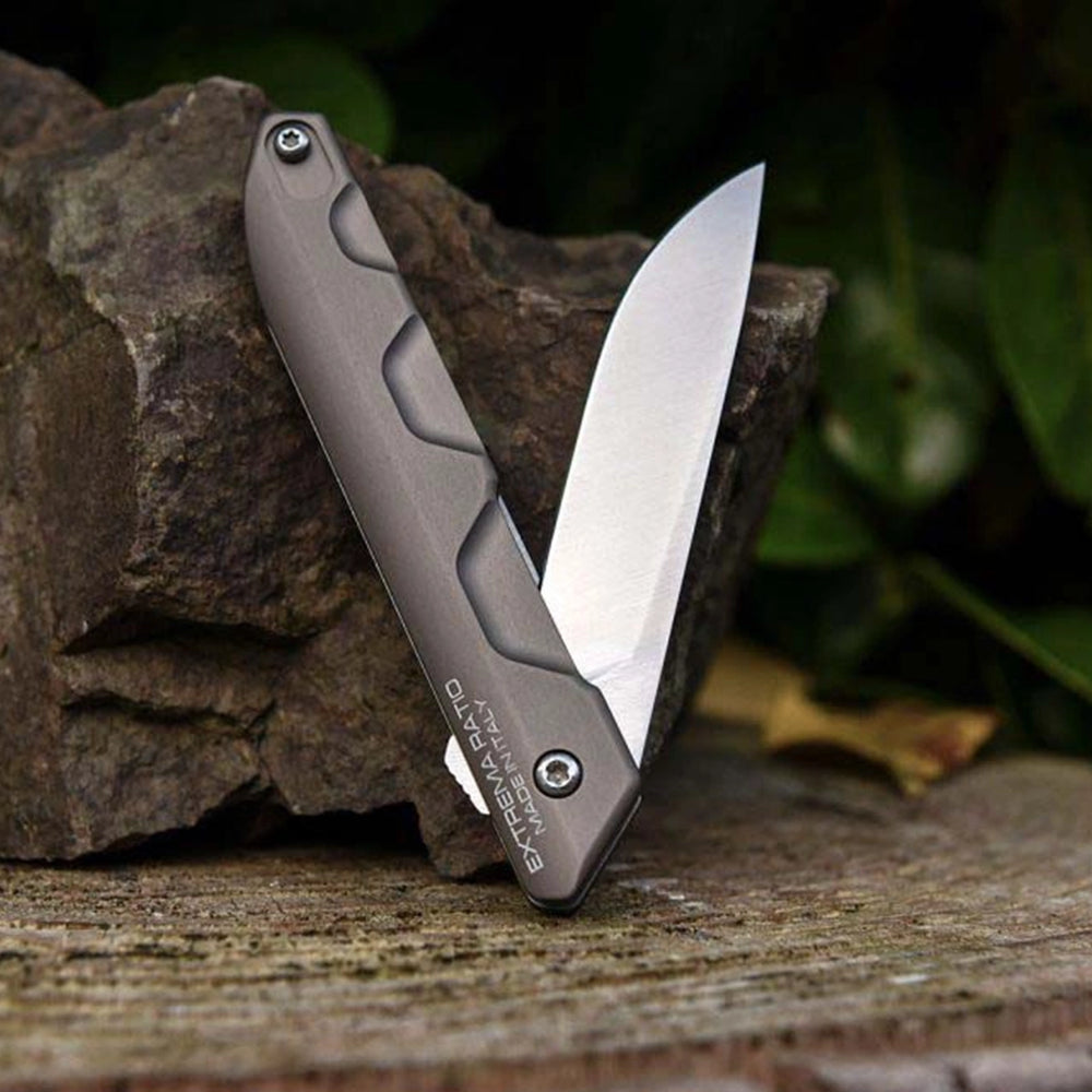 Extrema Ratio Ferrum E Tactical Folding Knife