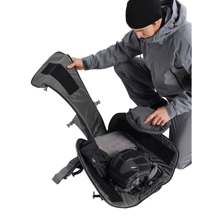 Assault Pack 45 Wolf Hover