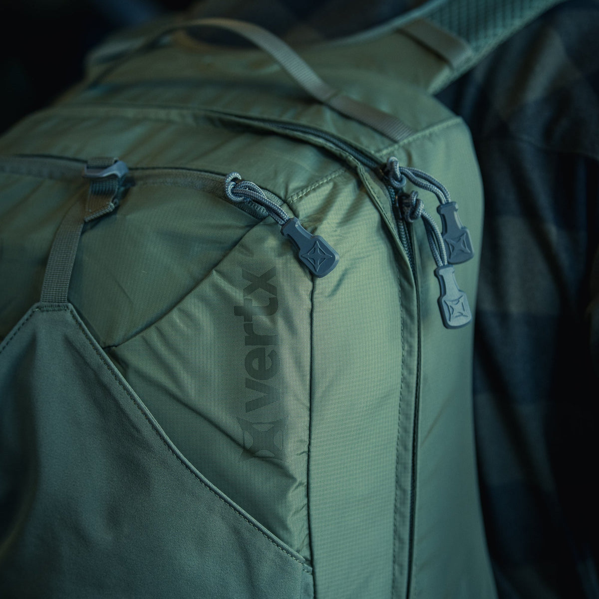 Vertx Long Walks Pack 28L