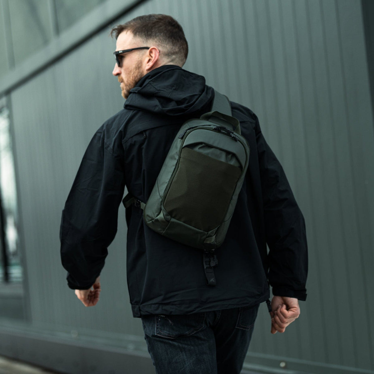 Vertx Urban Ghost 10L Sling Bag