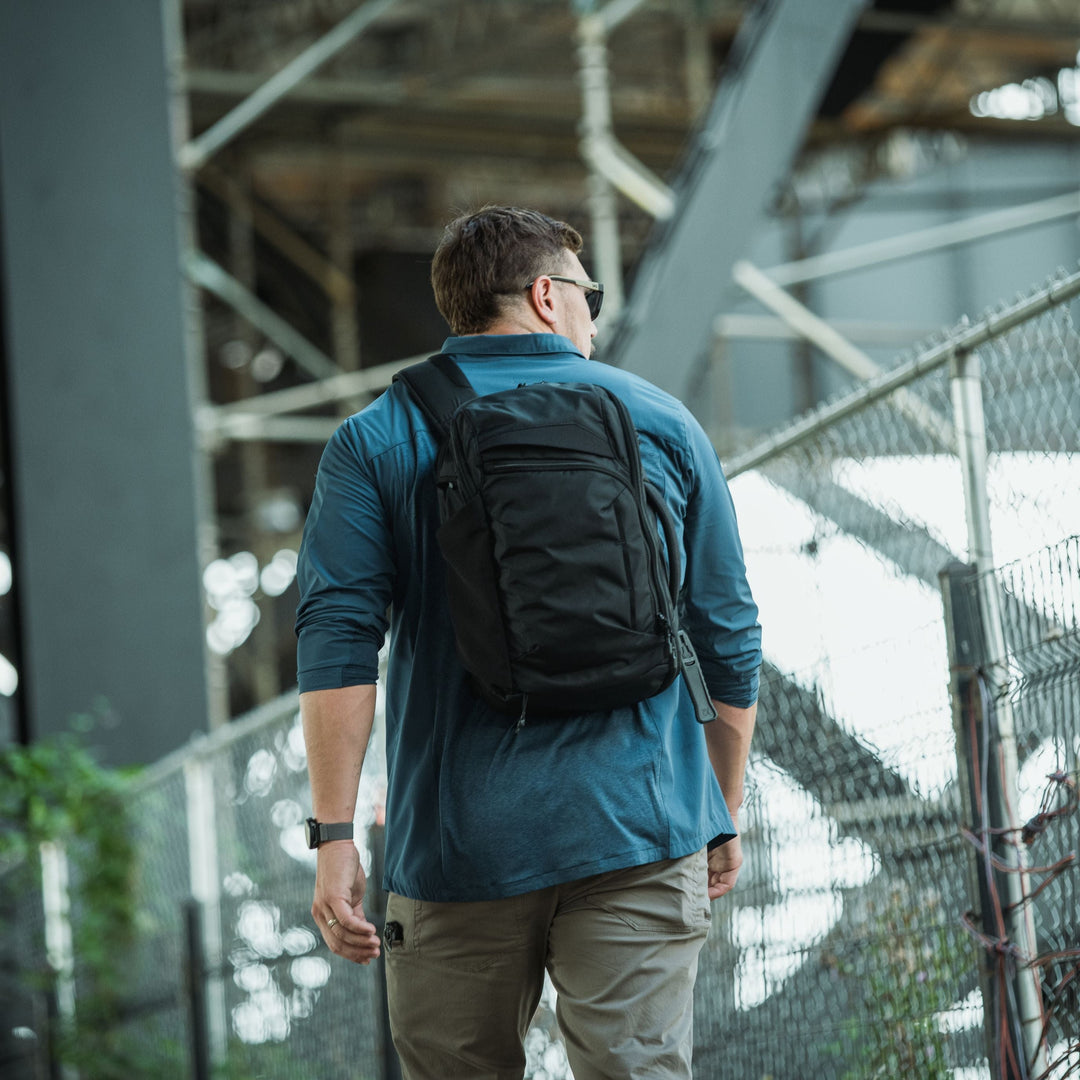 Vertx Gamut 18L Sling