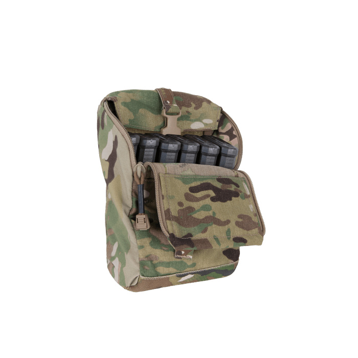 Shown with five 5.56 mags