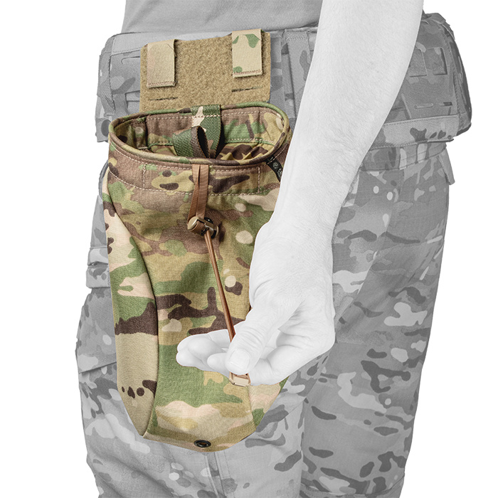 Single-handed operation for opening and closing