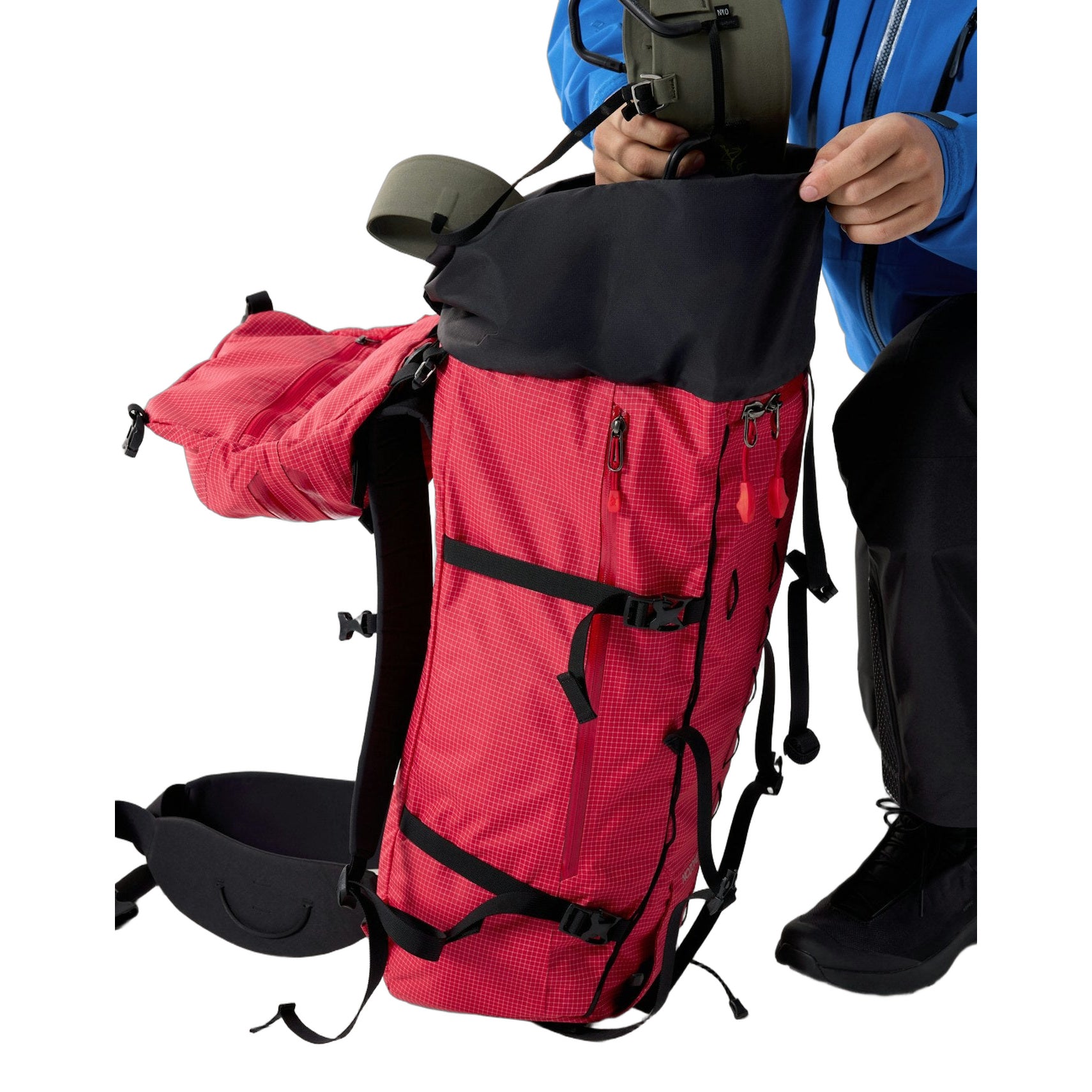 Nozone PRO 40 Pack Tanager Detail 3