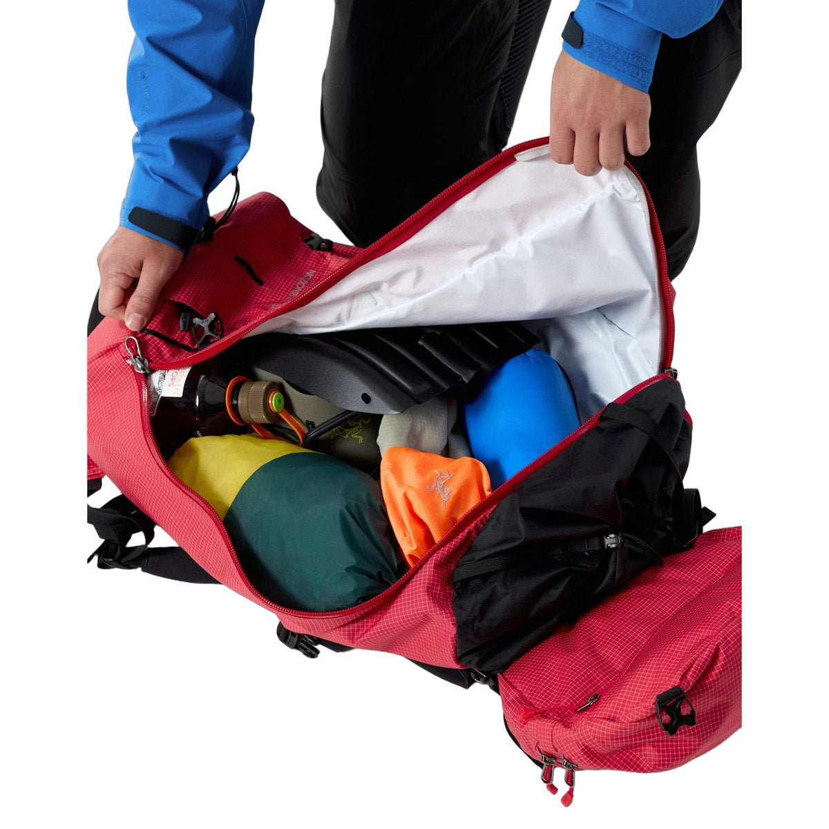 Nozone PRO 40 Pack Tanager Hover