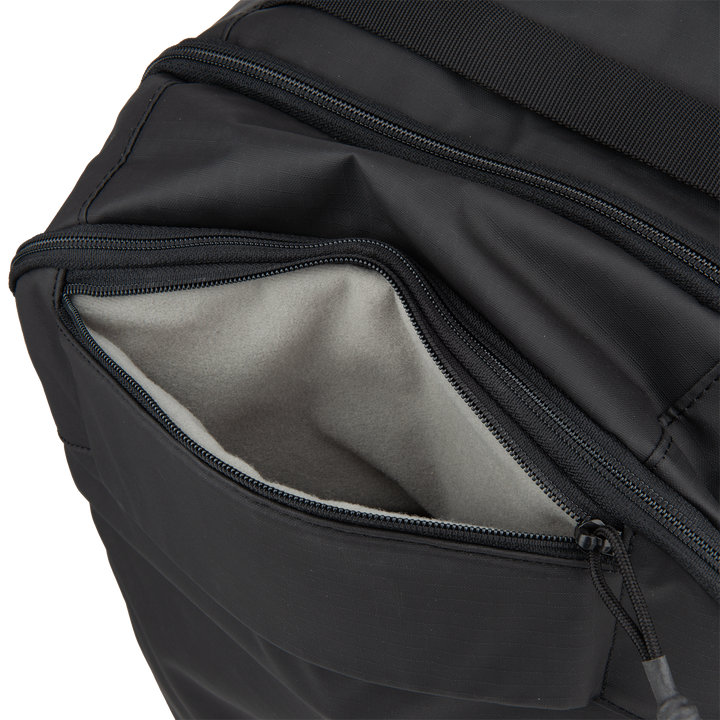 Vertx Urban Ghost Weekender 36L Travel Bag