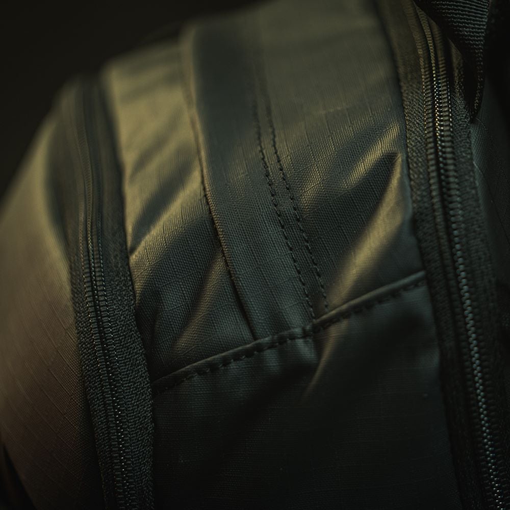 Vertx Urban Ghost 10L Sling Bag