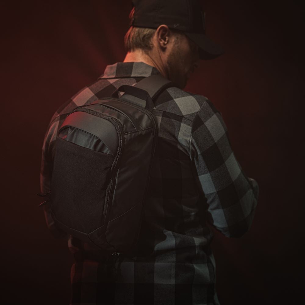 Vertx Urban Ghost 10L Sling Bag