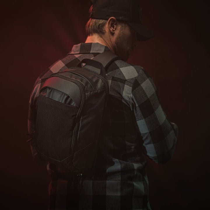 Vertx Urban Ghost 10L Sling Bag