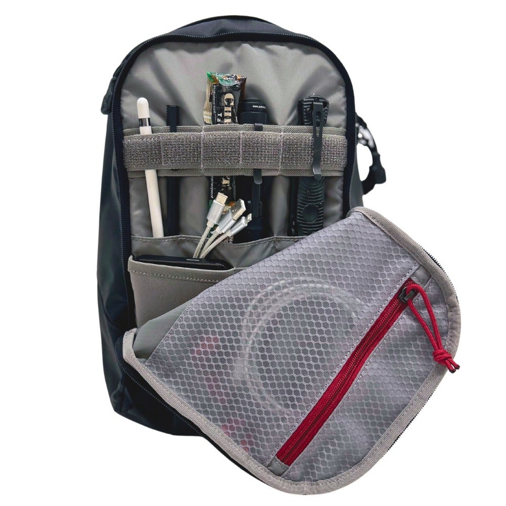 Vertx Urban Ghost 10L Sling Bag